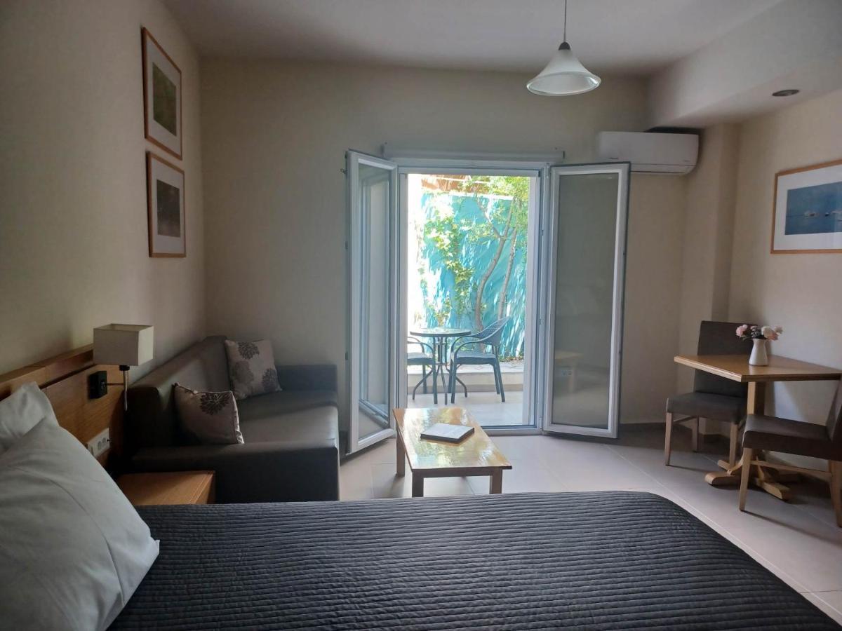 Hotel Estia Finikounta Ngoại thất bức ảnh