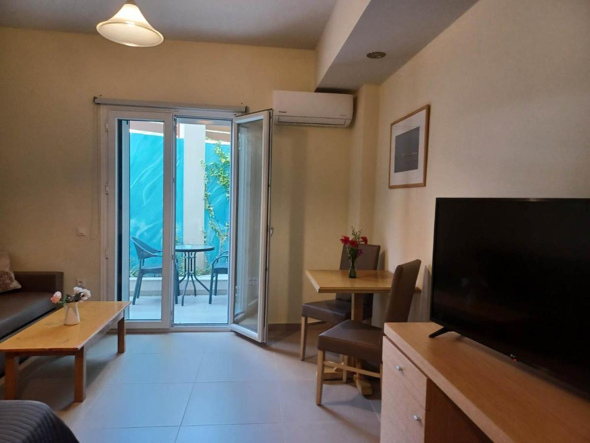Hotel Estia Finikounta Ngoại thất bức ảnh