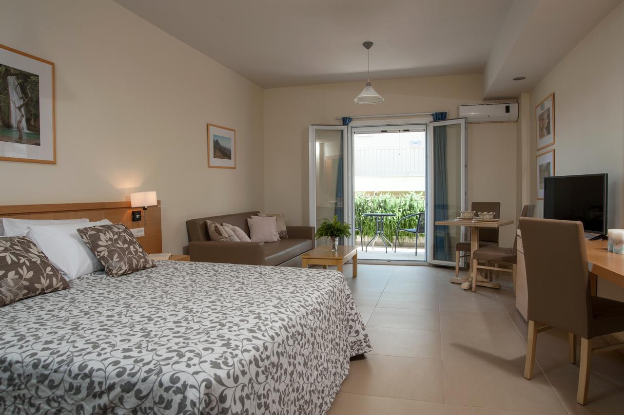 Hotel Estia Finikounta Ngoại thất bức ảnh